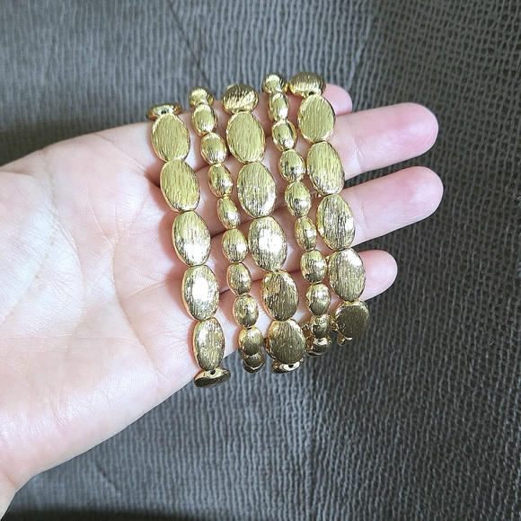 House of Harlow 1960 Jewelry - House🏠 of Harlow 1960 Set of Five🖐 Stretchy Gold💛 Bead Bracelets - NWT